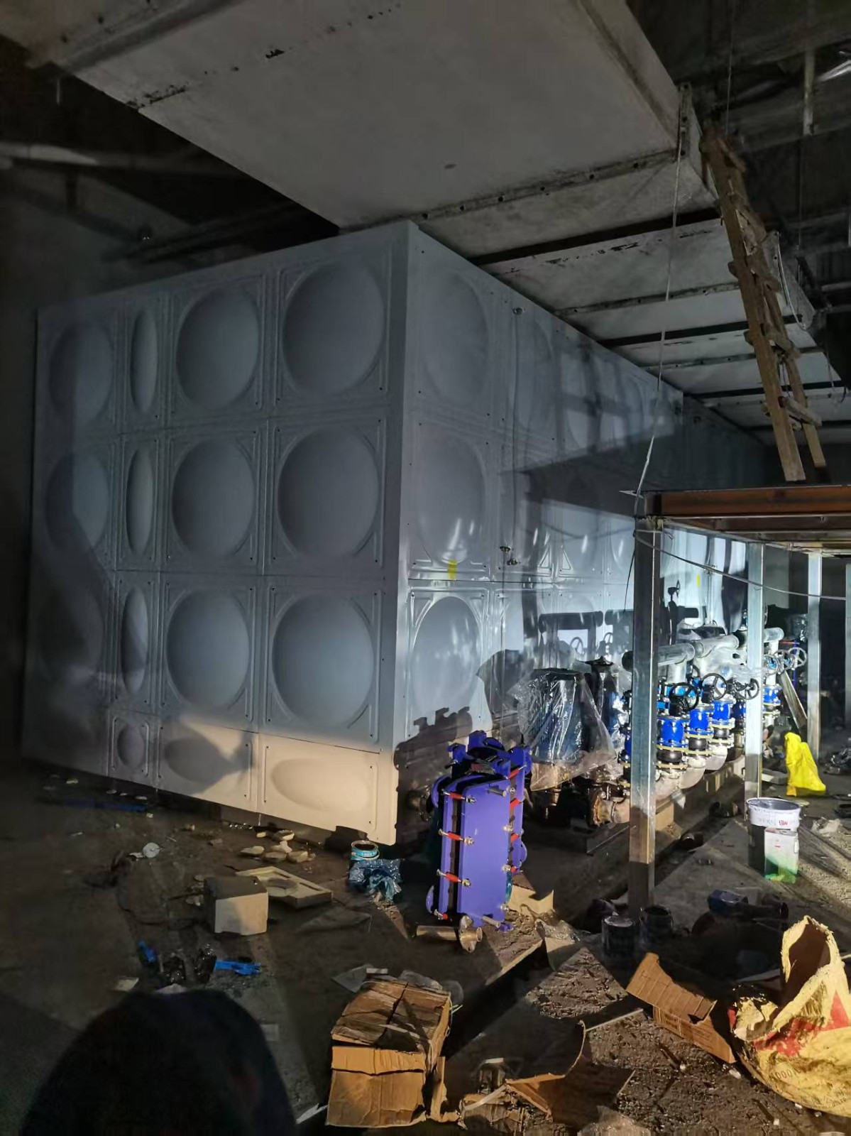 煙臺(tái)芝罘區(qū)不銹鋼保溫水箱